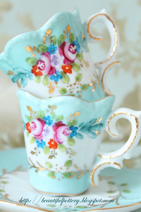 Very Warm And Winsome Vintage Tea Cups - Bored Art