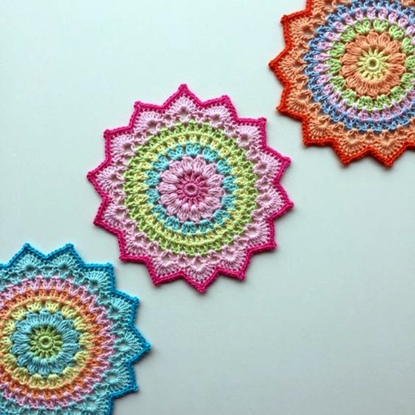 Pretty and Easy Crochet Doily for Beginners (12)