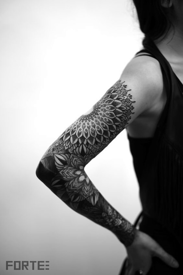 Sacred geometry Tattoo Ideas (17)