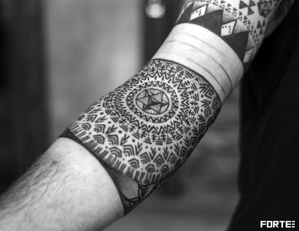 New and Trendy Dotwork Tattoo Ideas for 2016 (21)