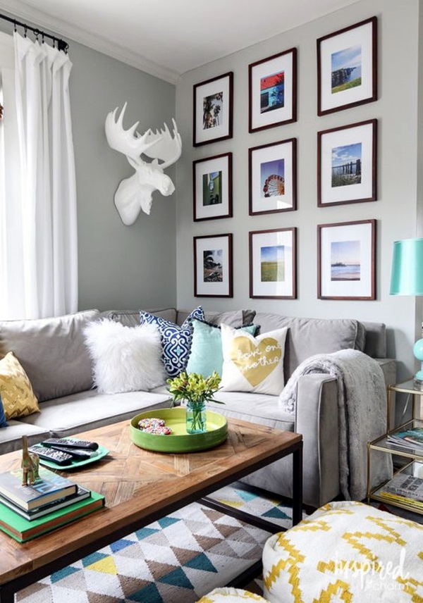 40 Simple But Fashionable Living Room Wall Decoration Ideas - Bored Art