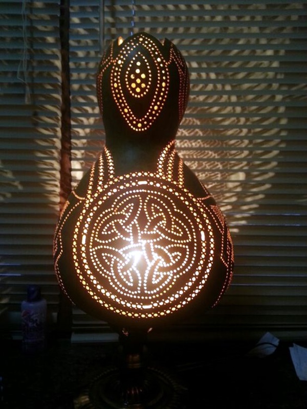 Amazing Art Inspired Gourd Lamps (23)