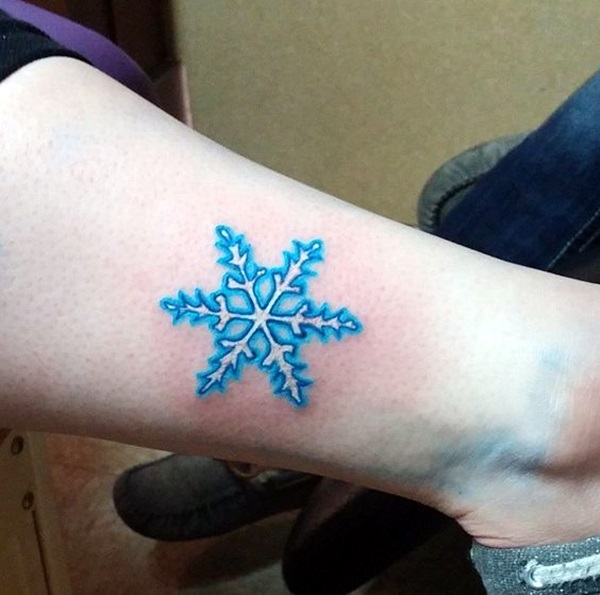 Tattoo uploaded by Xavier • Awesome snowflake tattoo by Fanny #nape # snowflake #dotwork • Tattoodo