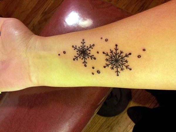 Cute and Artsy Snowflake Tattoos (38)