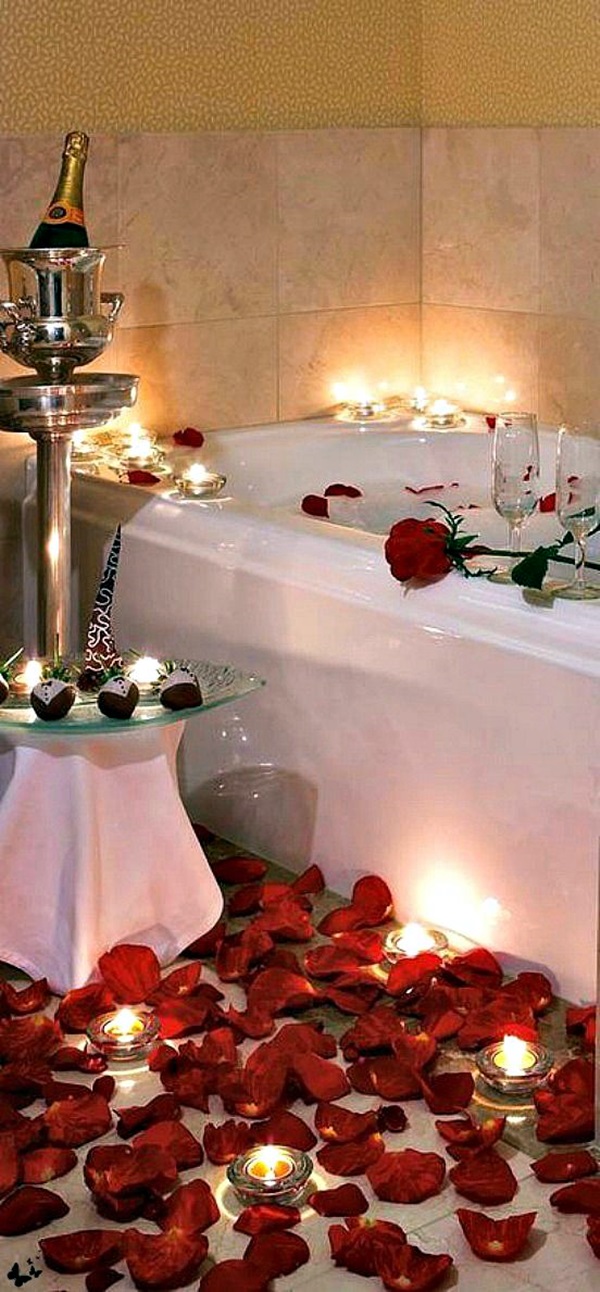 Ways To Use Candles In Bathroom For Special Nights (23)