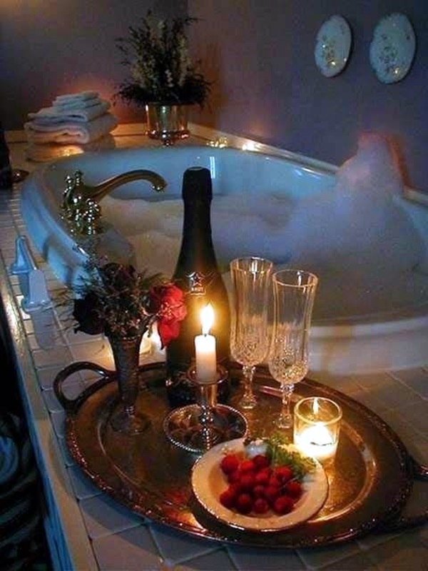 Ways To Use Candles In Bathroom For Special Nights (3)