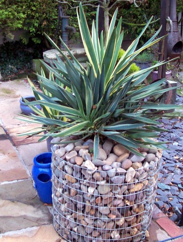 40 DIY Stone Craft Ideas For Many Use - Bored Art