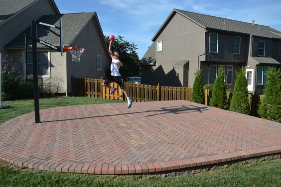 Backyard Basketball Court Ideas To Help Your Family Become Champs