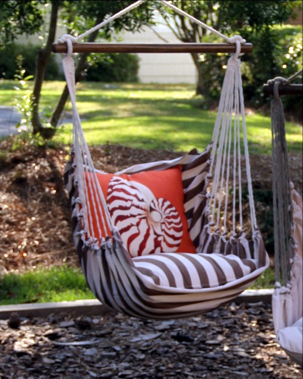 DIY Tree Swing Ideas For More Family Time (36)