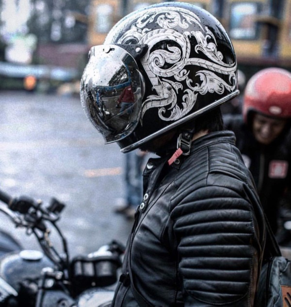 40 Coolest Motorcycle Helmet Art Design - Bored Art