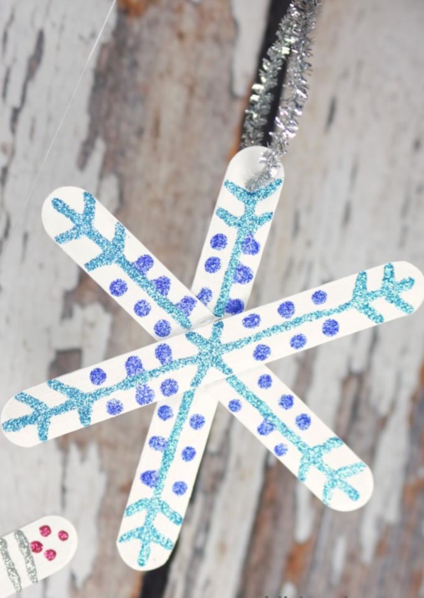 diy-paper-snowflakes-decoration-ideas0251