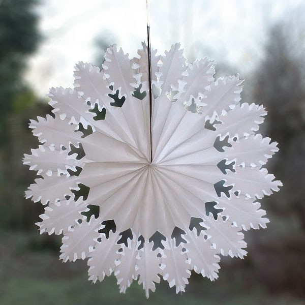 diy-paper-snowflakes-decoration-ideas0281