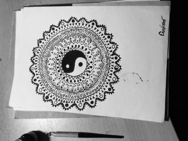 black-and-white-mandala-art-drawings0031