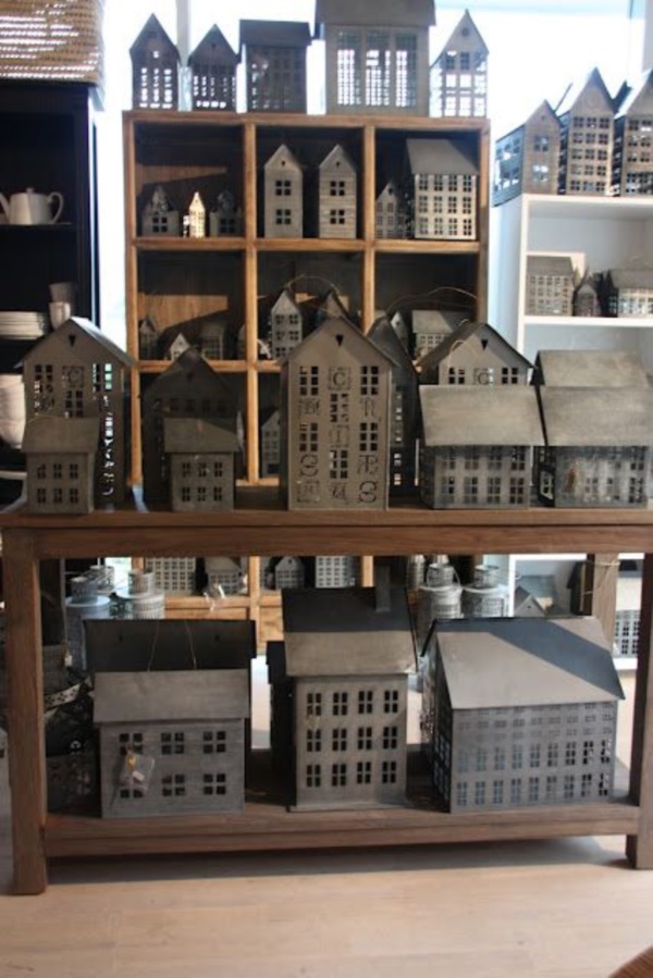 incredible-examples-of-cardboard-city-art0021