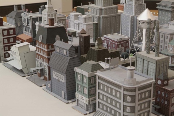 incredible-examples-of-cardboard-city-art0111