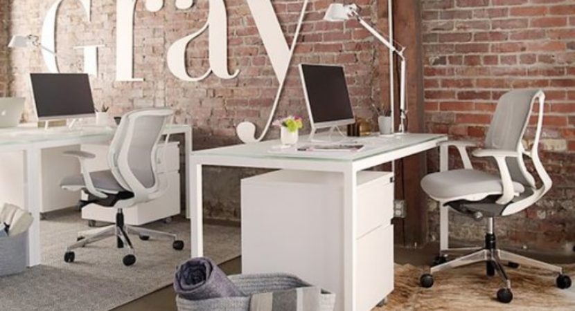 40 Simple And Sober Office Decoration Ideas
