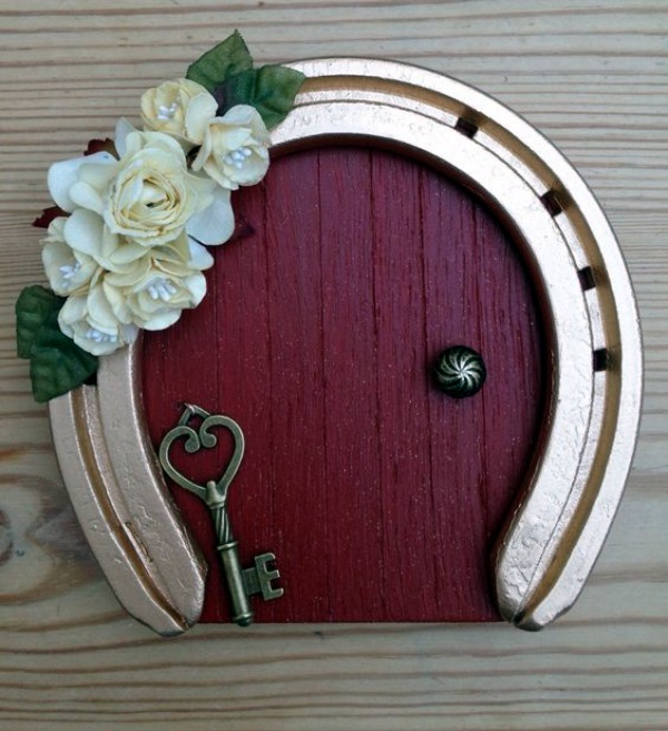 40 Ways To Repurpose Horse Shoe Like A DIY Pro - Bored Art