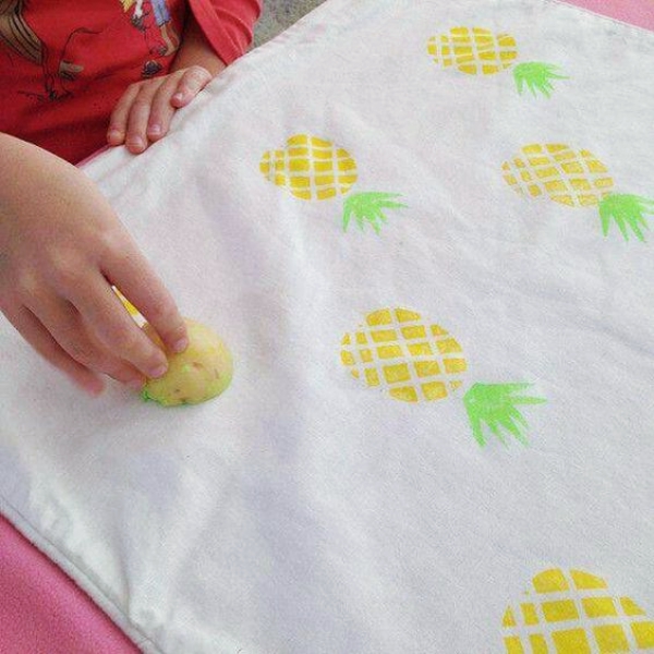 40 Insanely Creative Fabric Painting Ideas - Bored Art