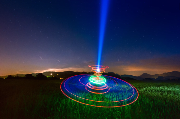 extra-ordinary-examples-light-painting-photography