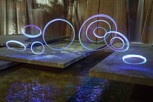 extra-ordinary-examples-light-painting-photography