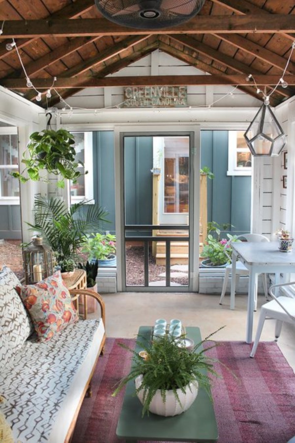 classy-front-porch-decorating-ideas