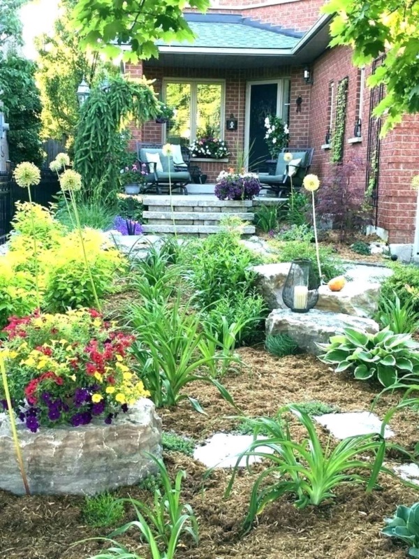 beautiful-small-front-yard-landscaping-ideas