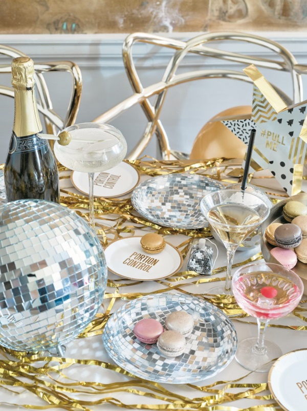 examples-of-disco-theme-party-decorations