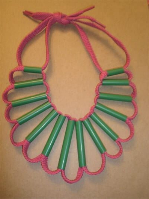 Repurposing-Plastic-Straw-Crafts-Ideas