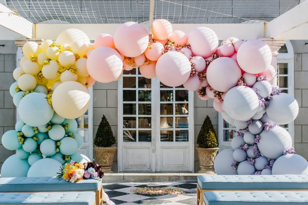 3. Decorate Cheaply With Balloons