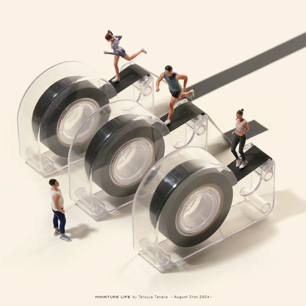Miniature runners on tape dispenser treadmills by Tatsuya Tanaka.